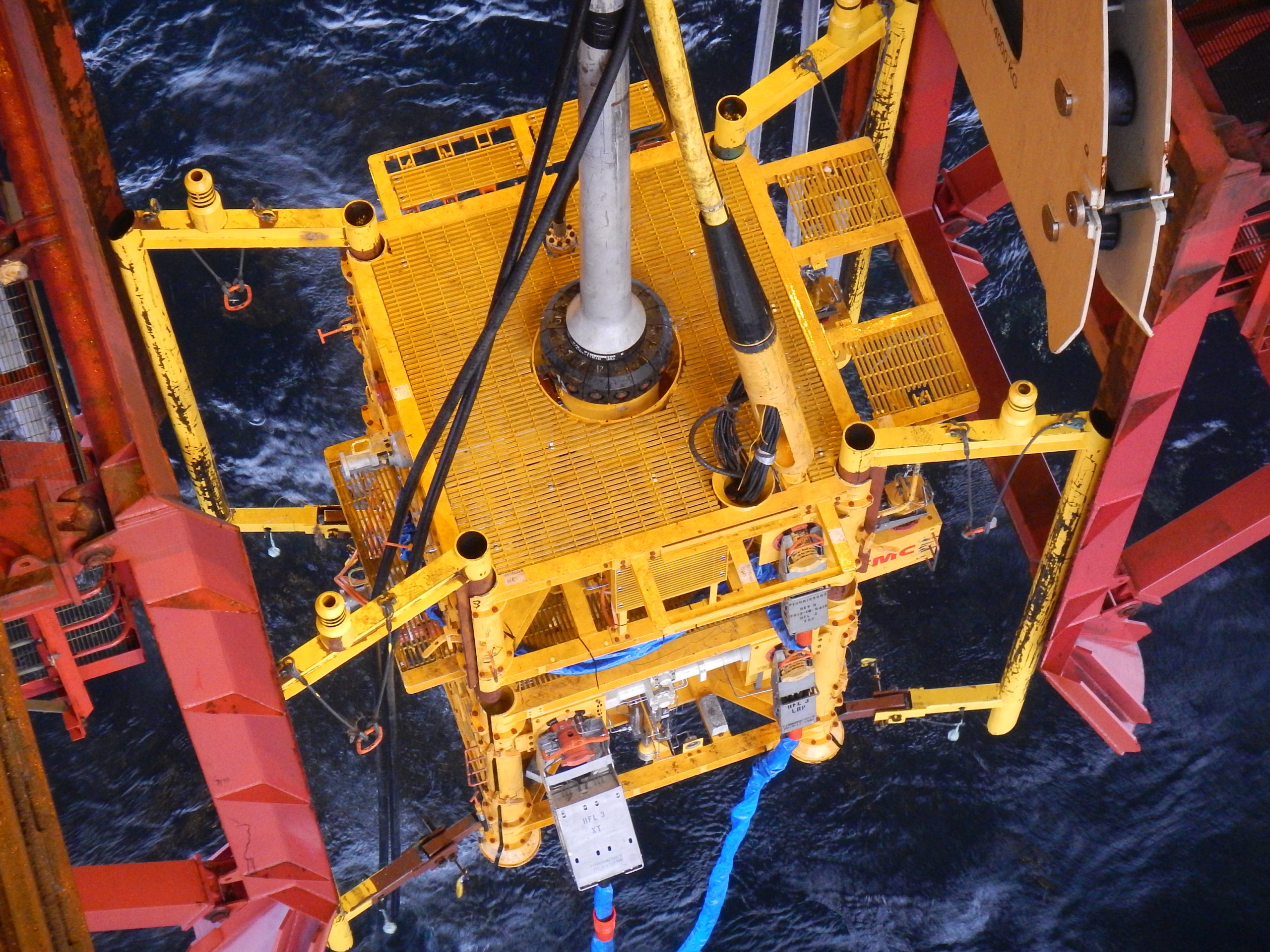 EDP/LRP and XT Deployment and Recovery Protection System